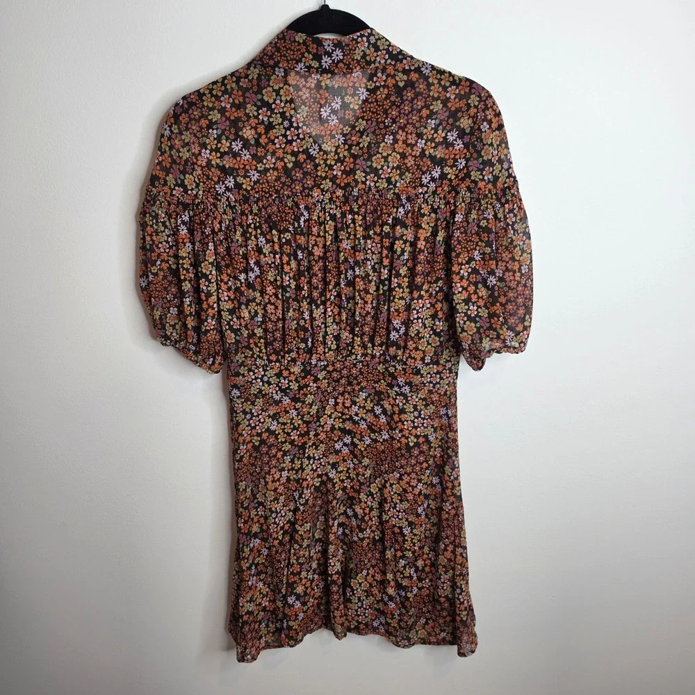 Free People features free